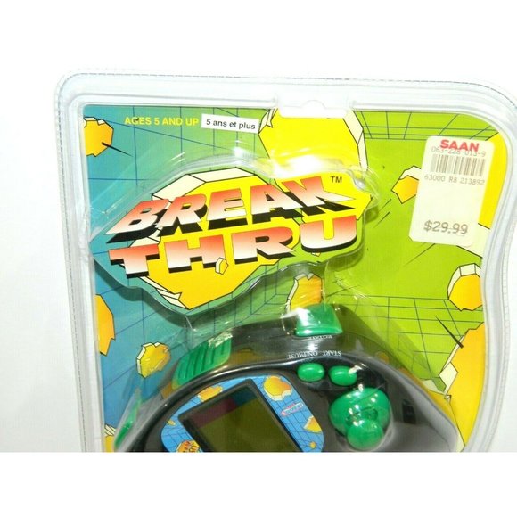 VTG Manley Toy Quest BREAK THRU Handheld Electronic Game Tetris Style NEW NIP - Picture 2 of 9